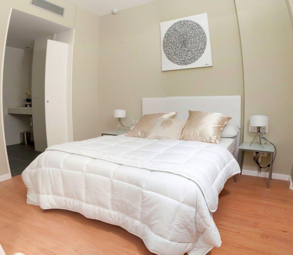Premium Apartments บาเลนเซีย ภายนอก รูปภาพ