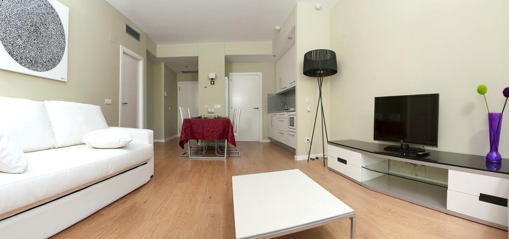 Premium Apartments บาเลนเซีย ภายนอก รูปภาพ